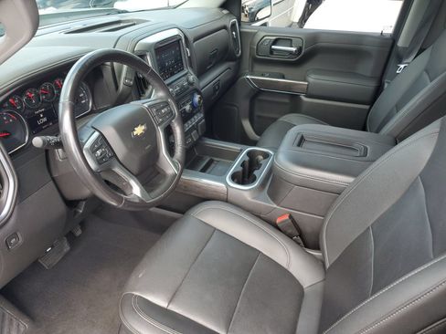 Used 2021 Chevrolet Silverado 1500 LTZ w/ Z71 Off-Road Package AWD/4WD image 19