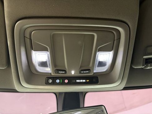 Used 2021 Chevrolet Silverado 1500 LT image 15