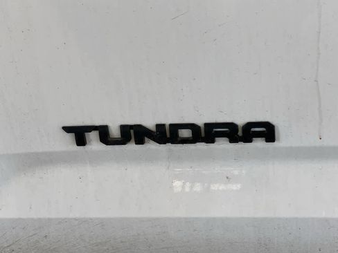 Used 2025 Toyota Tundra Limited AWD/4WD image 11