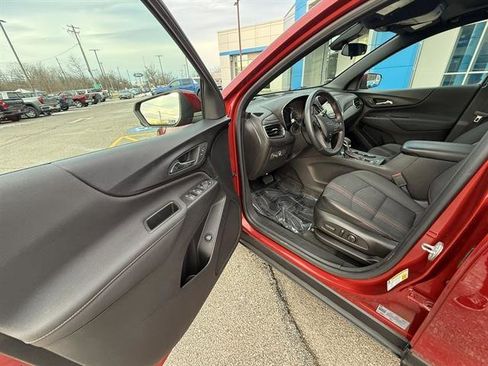 Certified 2023 Chevrolet Equinox RS image 11