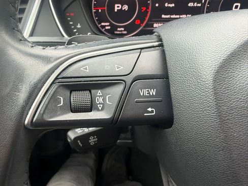 Used 2018 Audi Q5 2.0T Premium Plus w/ Premium Plus Package AWD/4WD image 13