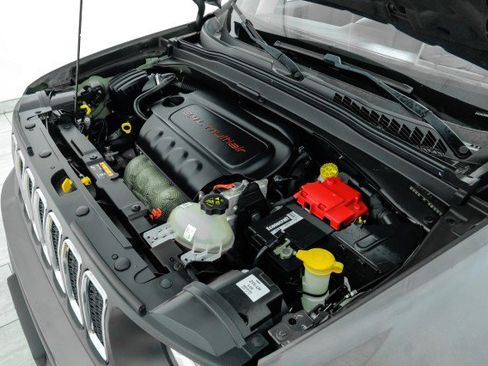 Used 2019 Jeep Renegade Latitude image 44