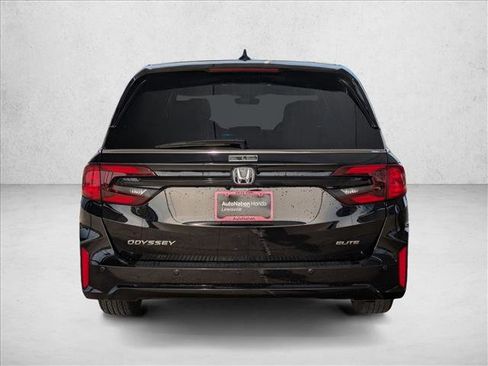 Certified 2025 Honda Odyssey Elite image 8