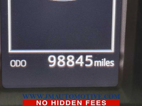 Used 2016 Toyota RAV4 XLE AWD/4WD image 22