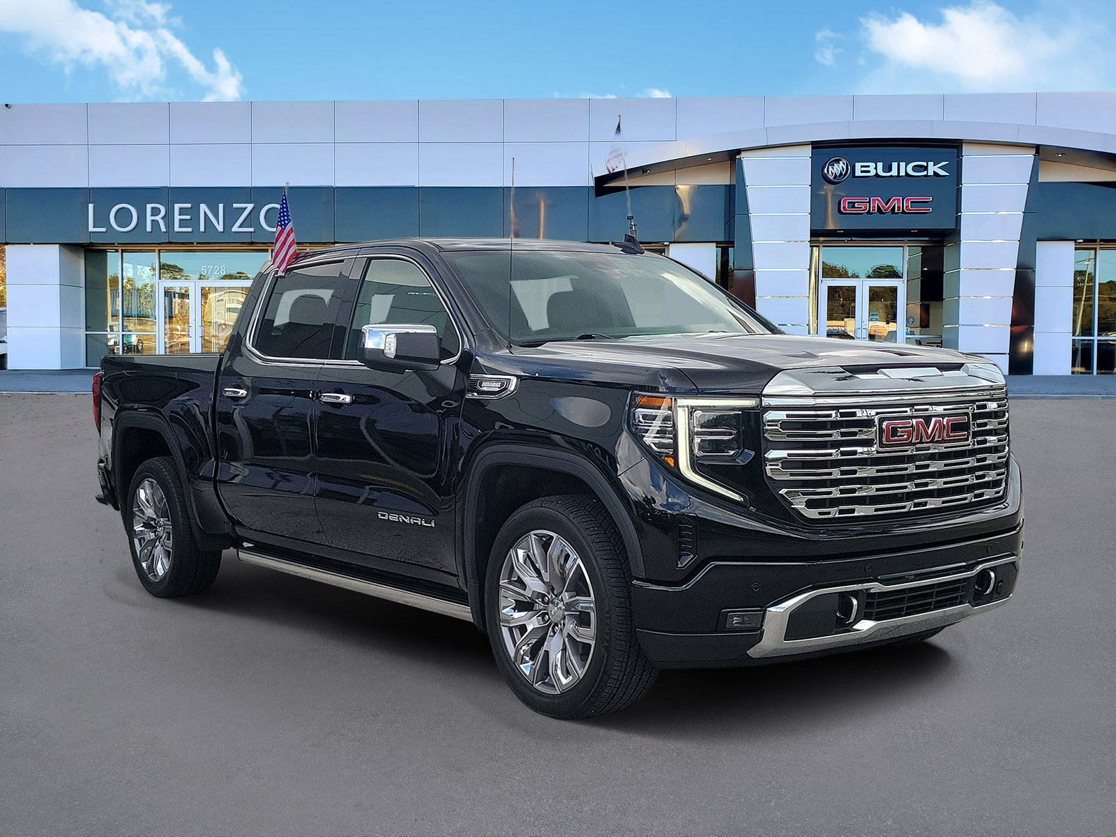 Used 2024 GMC Sierra 1500 Denali AWD/4WD image 3