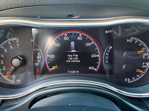 Used 2015 Jeep Grand Cherokee Laredo w/ Quick Order Package 23E AWD/4WD image 24