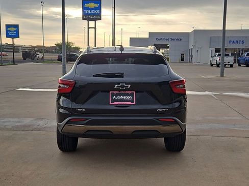 New 2026 Chevrolet Trax ACTIV w/ Driver Confidence Package FWD image 8