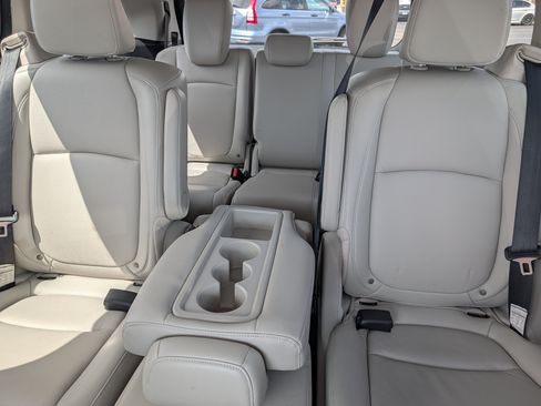 Used 2025 Honda Odyssey EX-L image 13