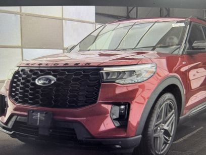 Used 2025 Ford Explorer ST-Line w/ Premium Package