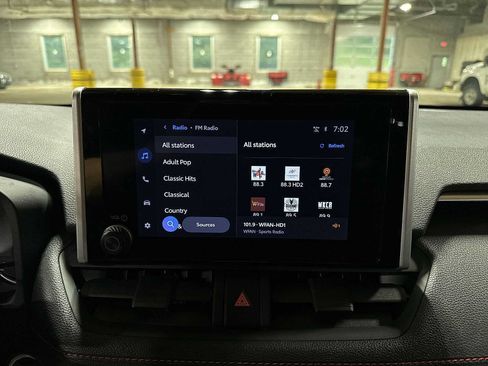 Used 2024 Toyota RAV4 SE w/ Weather & Moonroof Package AWD/4WD image 20