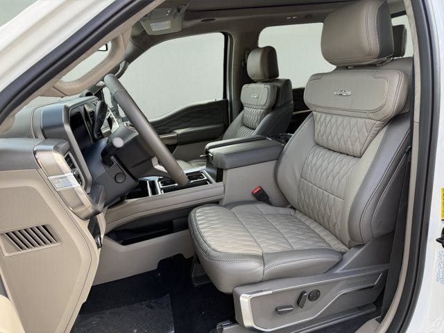 New 2027 Ford F250 Platinum w/ Platinum Plus Package AWD/4WD image 10