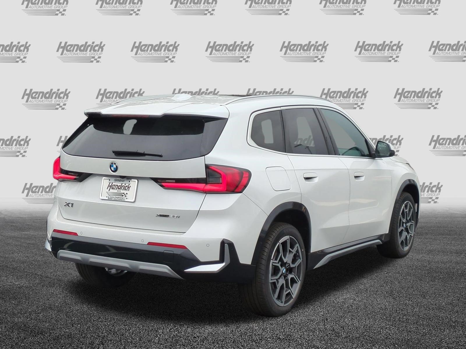 Certified 2026 BMW X1 xDrive28i w/ Convenience Package AWD/4WD image 10
