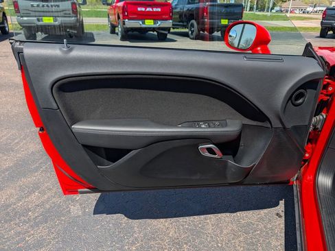 Used 2022 Dodge Challenger R/T RWD image 21