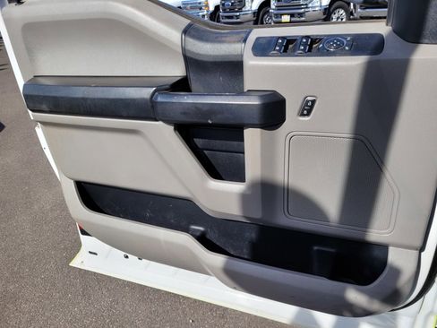 Used 2019 Ford F550 2WD SuperCab Super Duty image 18