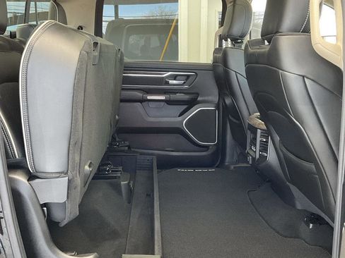 Used 2019 RAM 1500 Laramie image 23