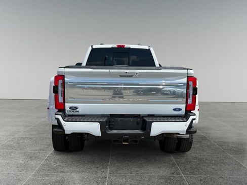 Certified 2026 Ford F450 Platinum w/ Platinum Plus Package AWD/4WD image 4