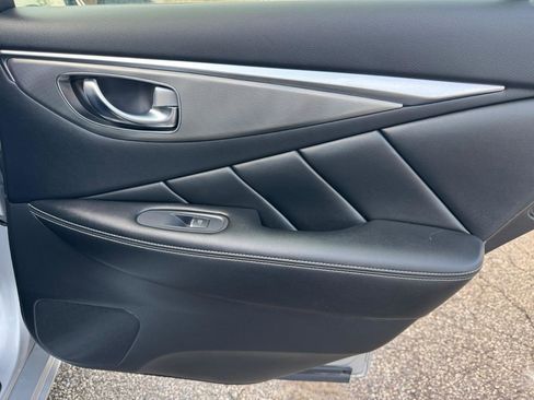 Used 2017 INFINITI Q50 2.0t w/ Moonroof Package image 23