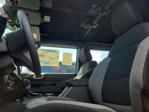 New 2026 Ford Bronco 2-Door AWD/4WD image 14