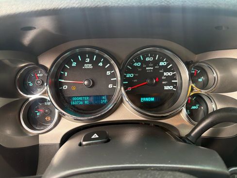 Used 2012 Chevrolet Silverado 1500 LT AWD/4WD image 9
