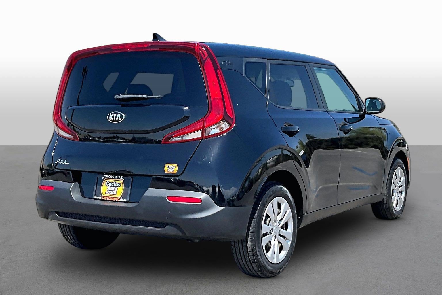 Used 2021 Kia Soul LX FWD image 2