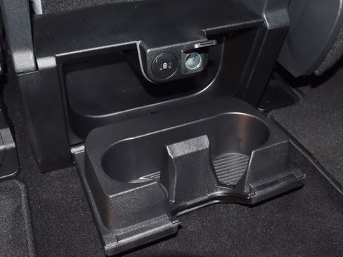 Used 2025 Ford F150 XLT w/ Equipment Group 301A Standard AWD/4WD image 24
