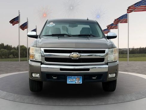 Used 2011 Chevrolet Silverado 1500 LT w/ Texas Edition image 2