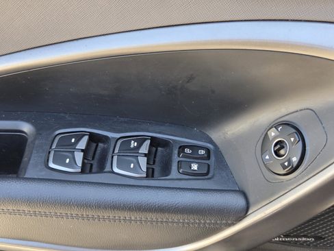 Used 2014 Hyundai Santa Fe Sport w/ Technology Package 04 image 28