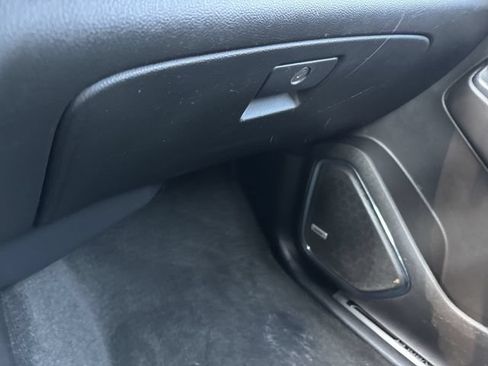 Used 2017 Chevrolet Tahoe Premier AWD/4WD image 28