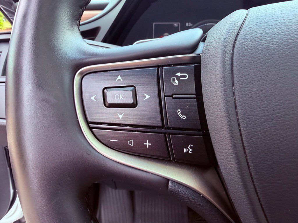 Certified 2025 Lexus ES 300h w/ Premium Package FWD image 20