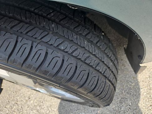 Used 2010 Chevrolet Cobalt LT w/ My Link Package FWD image 9