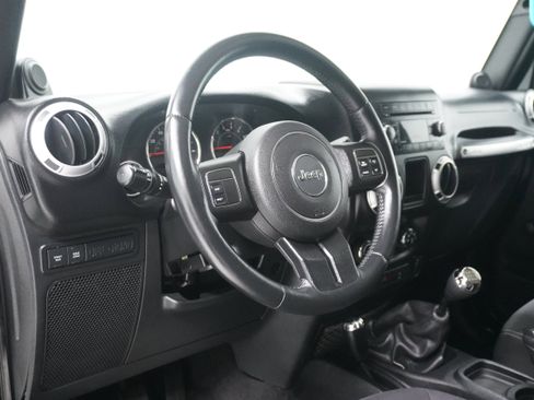 Used 2013 Jeep Wrangler Rubicon w/ Trailer Tow Group image 10