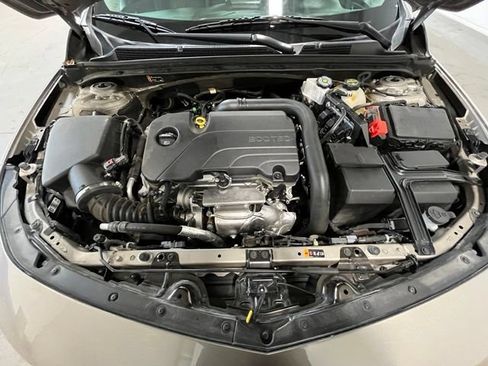 Used 2024 Chevrolet Malibu LT FWD image 28