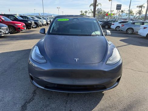 Used 2023 Tesla Model Y Long Range image 2