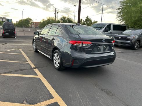 Used 2023 Toyota Corolla LE FWD image 6