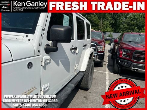 Used 2015 Jeep Wrangler Unlimited Sahara AWD/4WD image 7