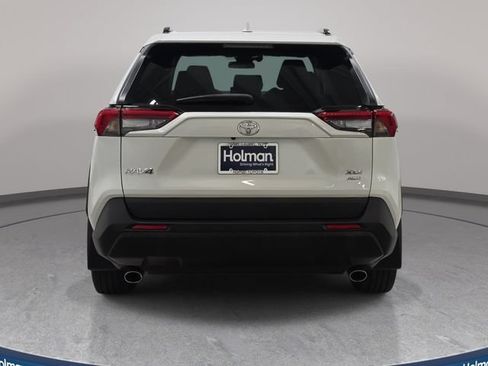 Certified 2021 Toyota RAV4 XLE Premium AWD/4WD image 6