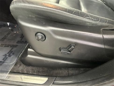 Certified 2017 Jeep Grand Cherokee Limited image 22