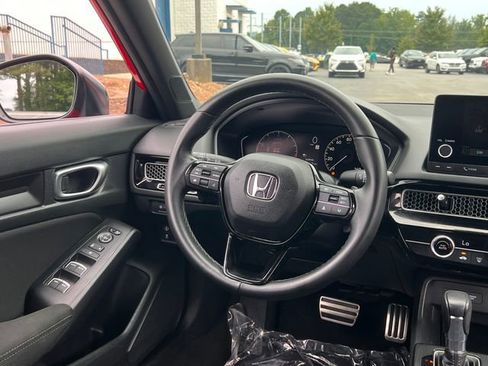 Used 2024 Honda Civic Sport image 17