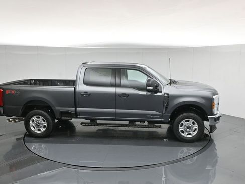New 2026 Ford F250 XLT w/ FX4 Off-Road Package image 53