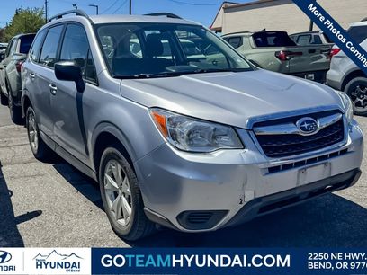 Used 2016 Subaru Forester 2.5i w/ Alloy Wheel Package