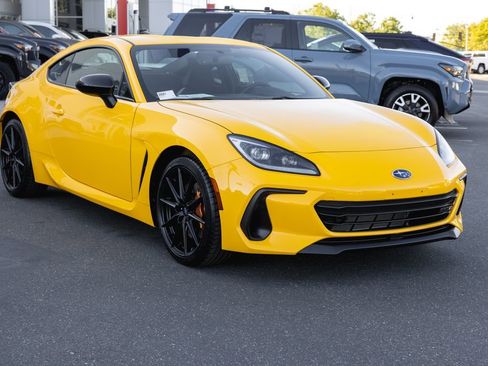 Used 2026 Subaru BRZ Series.Yellow RWD image 3