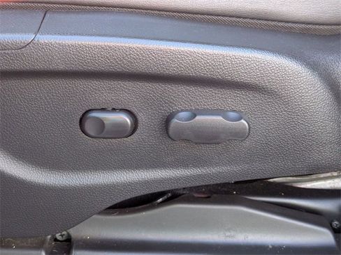 Used 2019 Buick Encore Sport Touring w/ Safety Package image 17