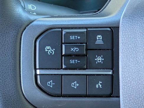 New 2025 Ford F150 Lariat w/ Equipment Group 501A Mid image 14