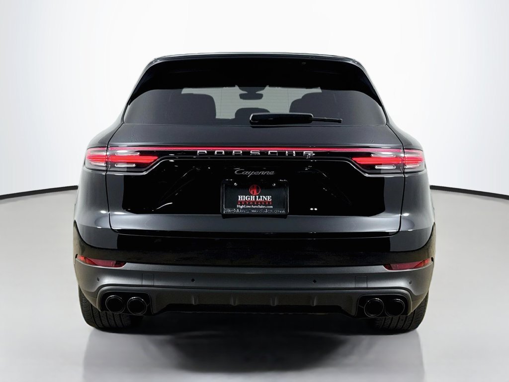 Used 2023 Porsche Cayenne AWD/4WD image 6