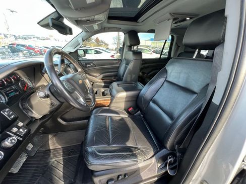 Used 2019 Chevrolet Tahoe LT image 17