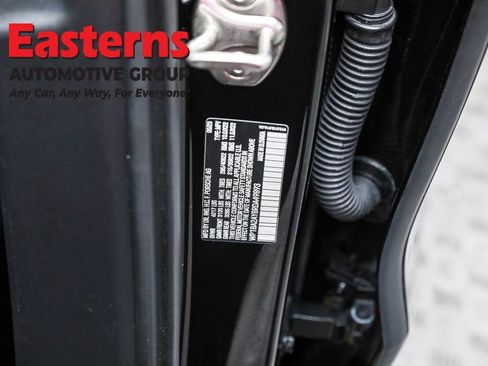 Used 2024 Porsche Cayenne Coupe w/ Premium Package Plus image 35