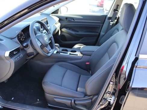 New 2025 Nissan Altima 2.5 S image 7