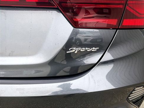 Used 2023 Kia Forte LXS image 27