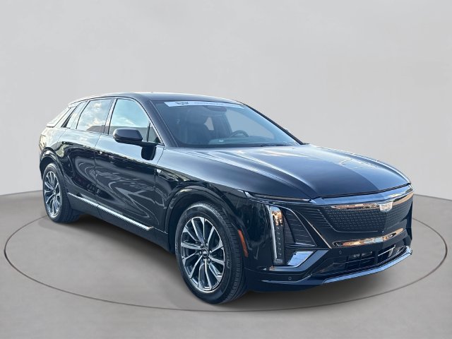 Certified 2024 Cadillac Lyriq Sport w/ LPO, Floor Liner Package AWD/4WD image 3