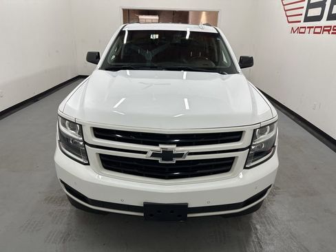 Used 2019 Chevrolet Suburban Premier image 3